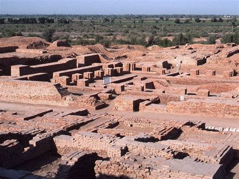 Dholavira: a Harappan City .